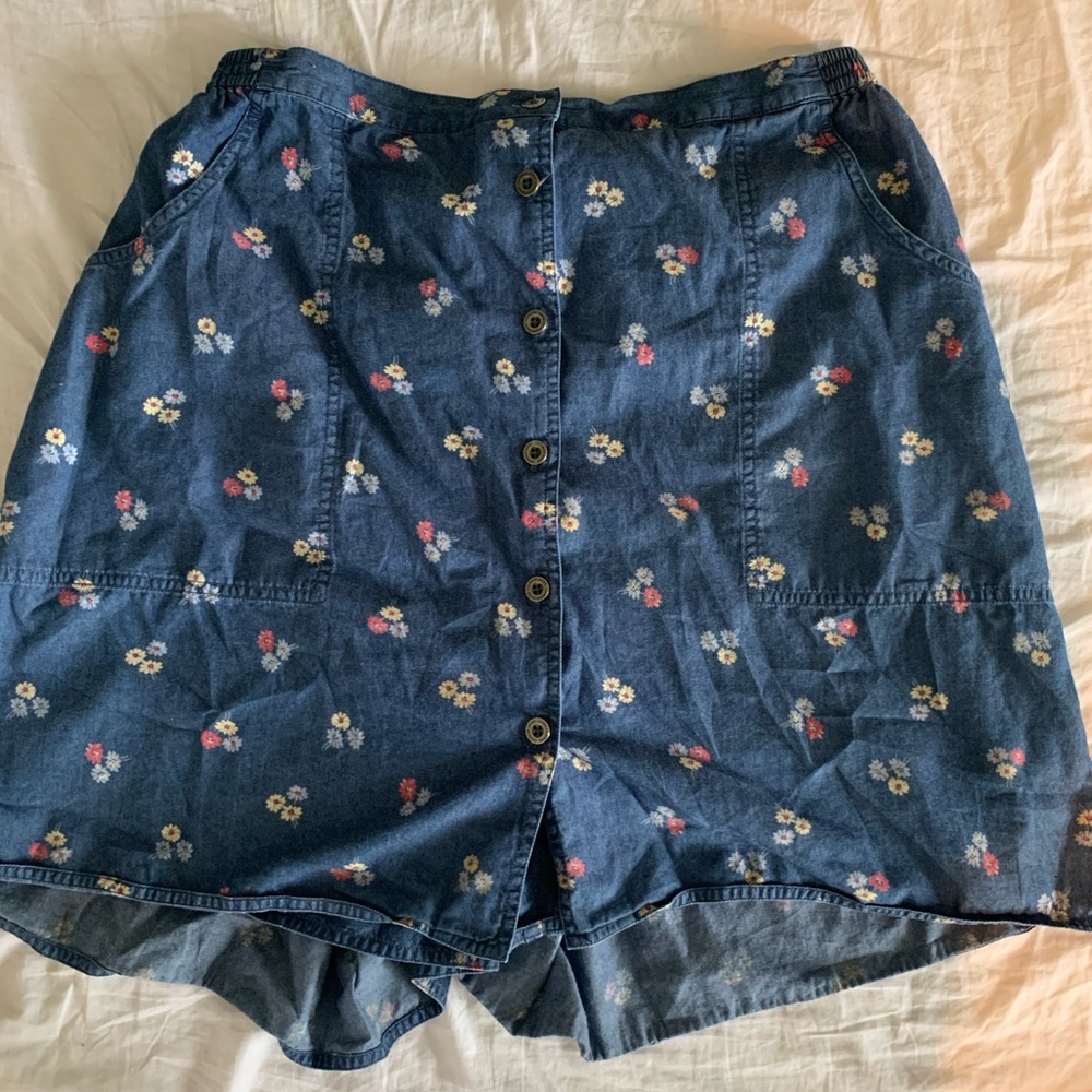 Floral Printed Button-Up Denim Skort